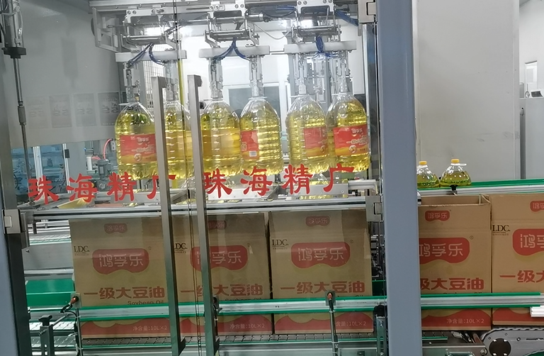 大包装、重桶产品如何实现安全、高效、无尘的自动化装箱/码垛